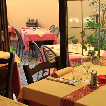 فندق Antica 3*