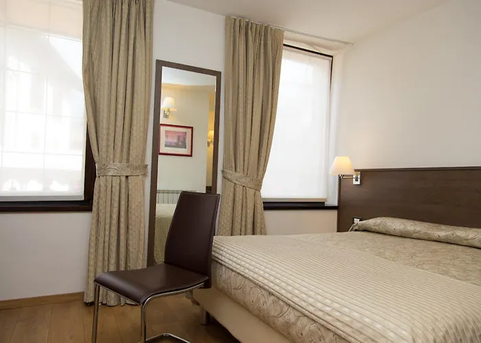 Hotel Antica 3*